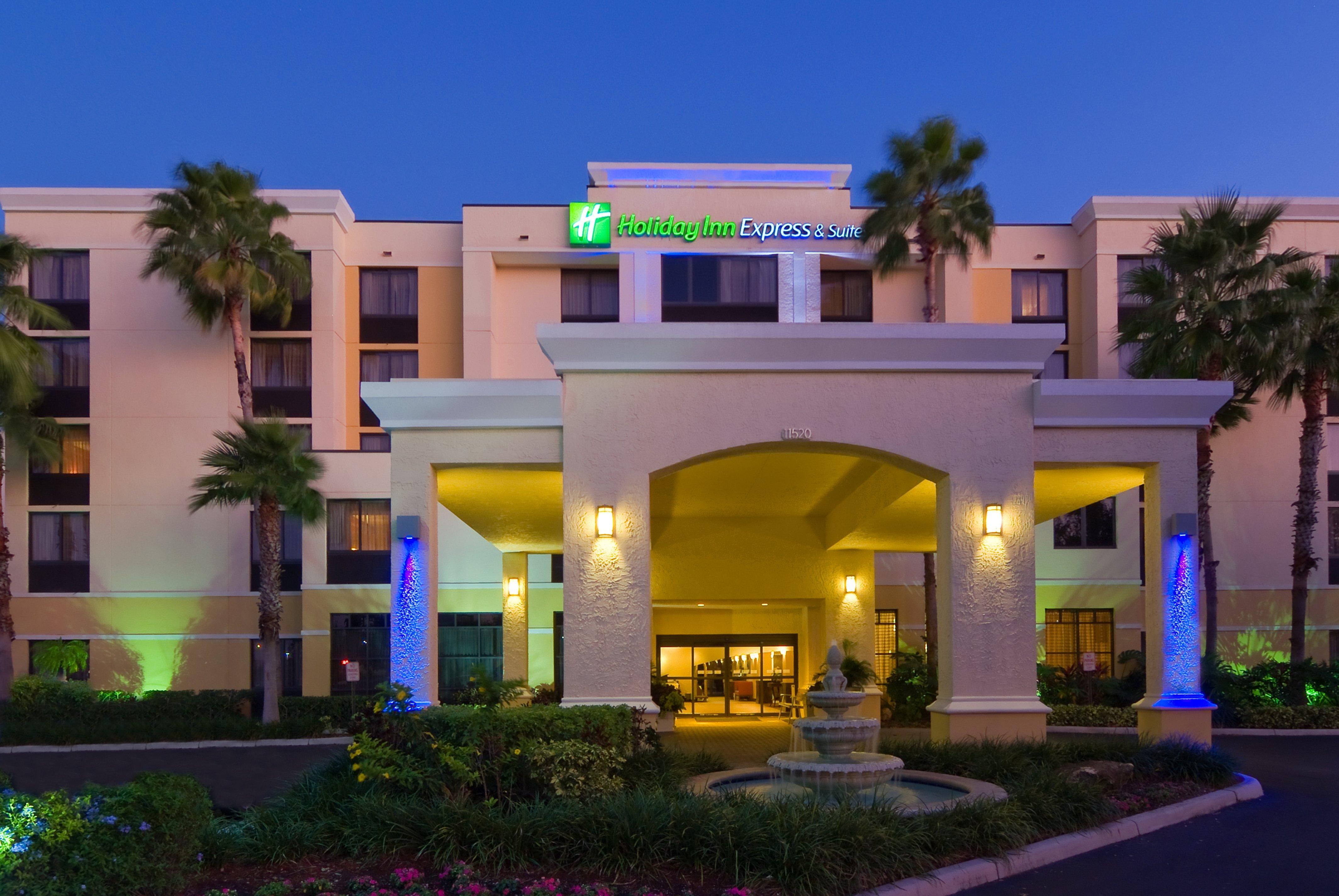 Holiday Inn Express Hotel & Suites Kendall East-Miami By Ihg Exterior foto